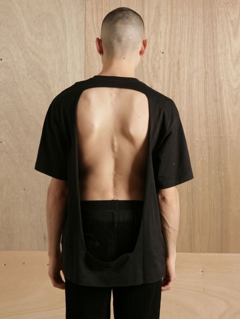 Open Back Shirts, Backless Shirt, Backless Top, Fairy Fashion, Raf Simons, Makeup Designs, Edgy Outfits, Design Inspiration, Mens Shirts