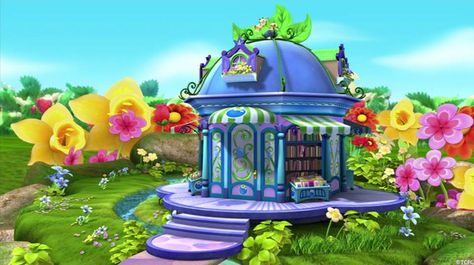 The Bookstore in Berry Bitty City Strawberry Shortcake House, Strawberry Shortcake Pictures, Raspberry Torte, Blossom House, Strawberry Shortcake Cartoon, Strawberry Shortcake Characters, Cartoon House, Disney Fun Facts, Tutti Frutti