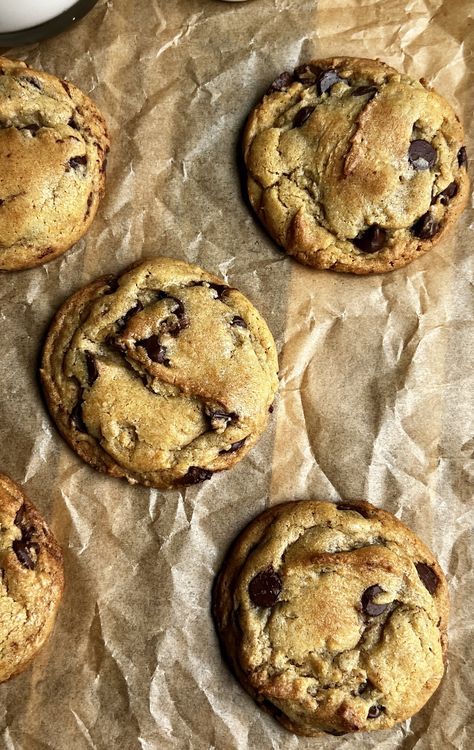 Brown Butter Chocolate Chip Cookies — Well Made by Kiley Ambitious Kitchen Chocolate Chip Cookies, Crunchy Outside Soft Inside Cookies, Thick Brown Butter Chocolate Chip Cookies, Panera Chocolate Chip Cookies, Brown Butter Chocolate Chunk Cookies, Thick Oatmeal Cookies, Honey Chocolate Chip Cookies, Browned Butter Chocolate Chip Cookies, Cooking Therapy