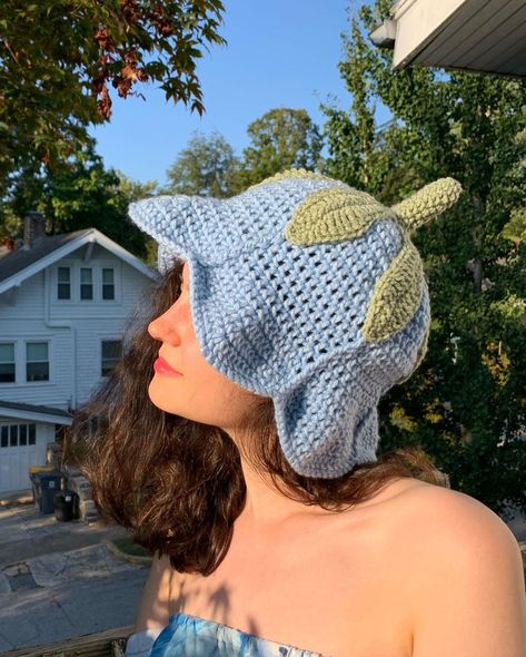 Crochet Tulip Hat, Tulip Hat Pattern, Crochet Pumpkin Patterns, Tulip Hat, Flower Bucket Hat, Crochet Tulip, Pumpkin Patterns, Bikinis Crochet, Crochet Fairy