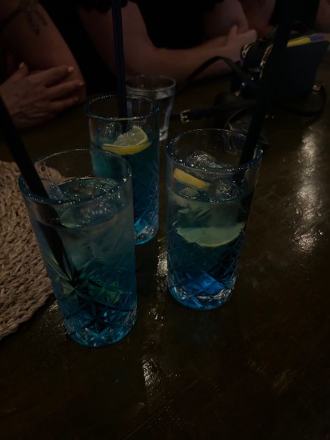 Drinking Vibes Aesthetic, Navy Blue Drinks, Blue Alcoholic Drinks Aesthetic, Blue Cocktails Aesthetic, Blue Alcohol Aesthetic, Blue Cocktail Aesthetic, Blue Drinks Aesthetic, Blue Drink Aesthetic, Blue Drinks Alcohol