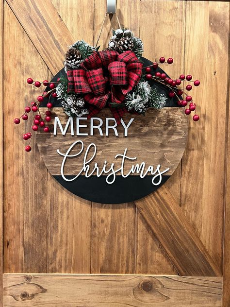 Merry Christmas Door Hanger Personalized Christmas Wreath Front Door holiday Door Hanger Gift Christmas Sign Christmas Tree - Etsy Happy Holiday Door Hangers, Merry Christmas Door Hanger, Christmas Wooden Door Hangers, Christmas Slices, Sign Christmas Tree, Holiday Door Hanger, Door Signs Diy, Wood Wreath, Wooden Wreaths