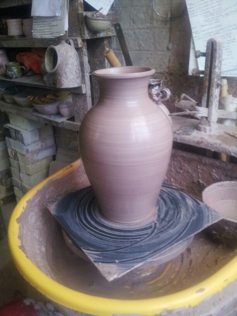 14" vase. Freshly thrown. Winchcombe Pottery 2014. Ceramics Vases, Thrown Vase, Wheel Thrown Ceramics, Pinch Pot, Wheel Throwing, Ceramics Ideas, Pinch Pots, Pottery Crafts, Ceramics Projects