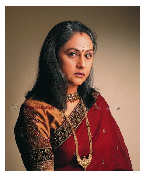 Jaya Bachchan, Amitabh Bachchan, Bollywood Actors, Couple Aesthetic, Rihanna, Antique Gold, Actresses, Queen, Actors