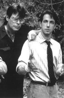 2 of the greatest! Stephen King and Clive Barker in a very cool pic. Human Centipede, Stephen Kings, Clive Barker, Steven King, Stephen King Books, Horror Stuff, Horror Fiction, Evil Dead, Writers And Poets