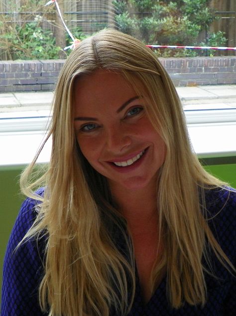 Ronnie Mitchell, Samantha Womack, Calum Best, Jonathan Ross, British Actresses, Blonde Color, Best Actress, Godmother, Statistics