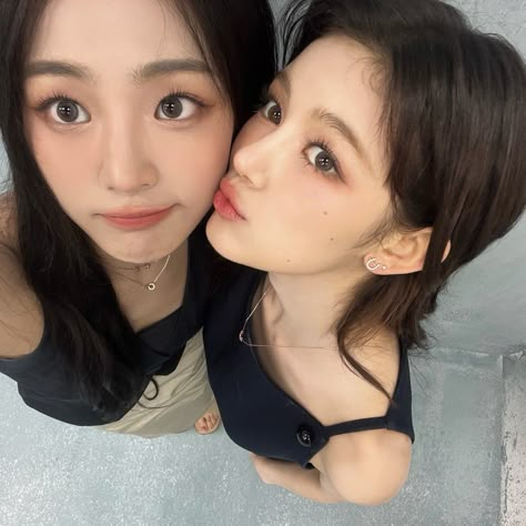 Minji Danielle, Newjeans Minji, New Jeans Style, Kpop Girl Groups, Matching Icons, Cute Icons, Rappers, New Hair, بلاك بينك