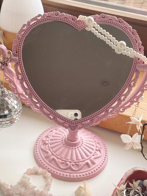 Pearls Aesthetic, Heart Shaped Mirror, Double Sided Mirror, Coquette Girl, Makeover Bedroom, Coquette Vintage, Heart Mirror, Shaped Mirror, Mirror 3