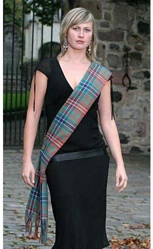 Burns Night Attire for women tartan sash over dress. Burns Night Dress, Burns Night Outfits, Robbie Burns Night, Burns Dinner, Scottish Decor, Burns Supper, Tartan Sash, Blackwatch Plaid, Burns Night