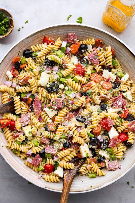 Italian Pasta Salad - The Recipe Critic Salad With Carbs, Best Healthy Pasta Salad, Pasta Side Salad Recipes, Pasta Salad Recipes For Two, Suddenly Salad Pasta Salad, Italian Style Pasta Salad, Cellentani Pasta Salad Recipes, Chopped Pasta Salad Recipes, Pasta Salad Dinner Ideas