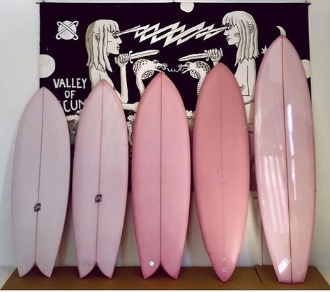 Pink Surfboard, Surfboard Painting, Surfer Vibes, Surf Baby, Surfboard Art, Surfboard Design, Surfer Girl, Board Design, Beach Vibe