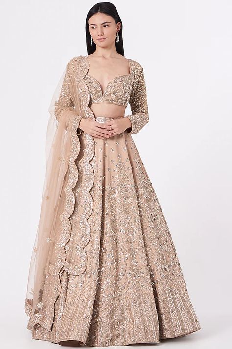 Beige Hand Embroidered Lehenga Set Design by Rajbinder Chahal at Pernia's Pop Up Shop 2021 Beige Lehnga Outfit, Beige Indian Outfit, Beige Lehenga Bridal, Minimal Bridal Lehenga, Beige Lehenga, Embroidered Bridal Lehenga, Peach Lehenga, Choli Designs, Cutwork Embroidery