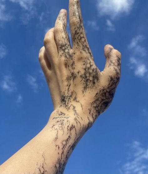 Ateronyx Tattoo, Under Chin Tattoo, Patchwork Tattoo Ideas, Wrist Tattoo Designs, Patchwork Tattoo, Sigil Tattoo, Photographie Portrait Inspiration, Top Tattoos, Wrist Tattoo