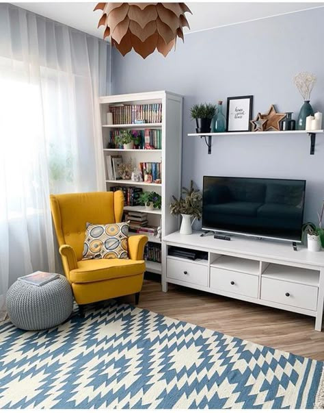 40 TV Stand Decor Ideas to Elevate Your Living Room Tv Stand Decor Ideas, Tv Stand Decor, Home Design Living Room, Home Decorating Ideas, Moving Company, Decor Home Living Room, Living Room Decor Apartment, Living Room Inspo, Home Room Design