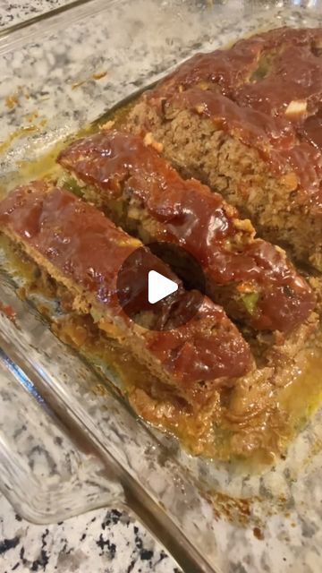 Jess on Instagram: "Jesseca’s Famous Meatloaf 🍴

#jessecaskitchen #meatloaf #meat #easyrecipe #foodie #soulfood #dinner" Stovetop Meatloaf Recipes, Homemade Swedish Meatballs, Recipe Ground Beef, Homemade Meatloaf, Heinz 57, Meatloaf Recipe, Meatloaf Recipes, Worcestershire Sauce, Meat Dishes