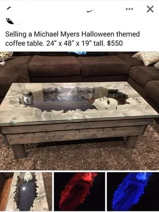 Found on iFunny Halloween Themed Living Room, Horror Themed Room, Horror Bedroom Ideas, Horror Themed Bedroom, Horror Room Ideas, Horror Movie Room, Horror Bedroom, Horror Movie Decor, Movie Bedroom