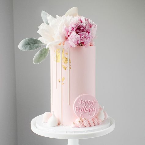 October Cake, Peony Cake, Floral Cakes, Buttercream Cake Decorating, Beautiful Cake Designs, Elegant Birthday Cakes, Pink Birthday Cakes, Cake Decorator, Tall Cakes