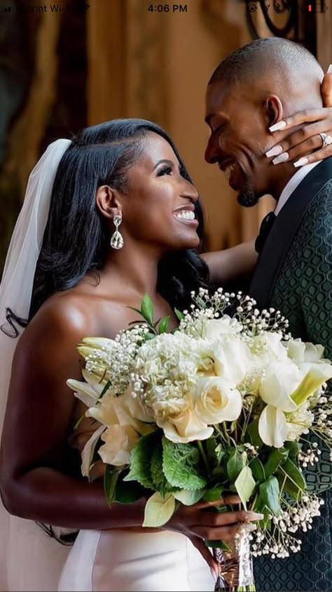 Black Couple Marriage Photography, Black Marriage Proposals, Black Bride With Bridesmaids, Black Love Wedding Photo Ideas, Black Couple Getting Married, Black Woman Wedding Aesthetic, Black Couple Wedding Aesthetic, Black Couples Wedding Pictures, Black Ppl Wedding