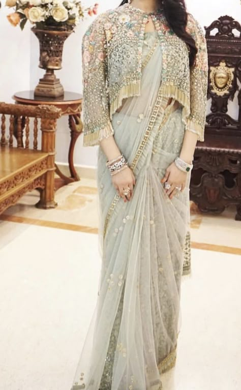 Saree With Long Jacket Indian Weddings, Sarees With Shrugs, Sarees With Long Jackets Style, Jacket On Saree Modern, Coat On Saree, Saree With Short Jacket, Saree With Coat Style, Saree Jacket Designs Weddings, Long Jacket Saree Style