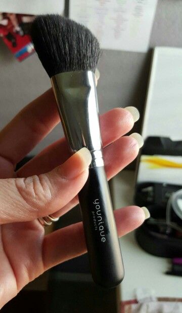 Younique’s Blusher Brush is angled so you get more coverage. I use it for my touch liquid foundation and it's awesome! #makeuptools #makeupbrushes #foundationappliction Www.mybrilliantlashes.com under tools, check out our connection sets too Blusher Brush, Mommy Time, Liquid Foundation, Younique, Makeup Tools, Powder Brush, Makeup Brushes, Foundation, Tools