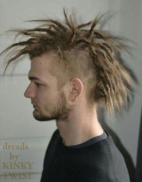 Receive excellent ideas on "mens hairstyles short". They are actually readily available for you on our web site. Dreadlock Mohawk, Skin Fade With Beard, Male Haircut, Mohawk Hairstyle, Dreadlocks Styles, Dreadlocks Men, Blonde Dreadlocks, Short Textured Hair, Mohawk Haircut