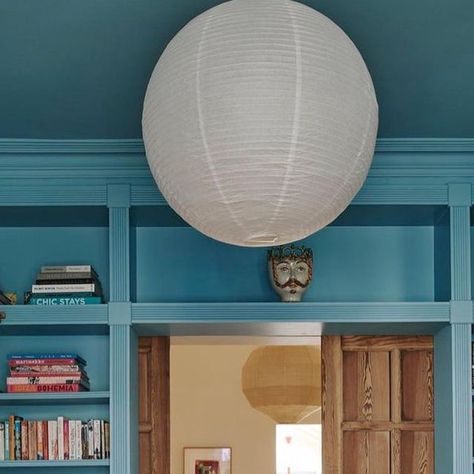 Farrow & Ball on Instagram: "We can't get enough of blue interiors and this stunning #Yonder living room in the home of @lucywilliams02 is ticking all the boxes for us 💙 📷 @horwoodphoto #FarrowandBall #blueinteriors #livingroominspo" Blue Interiors, Antique Finds, Farrow And Ball Paint, Blue Interior, Painting Wallpaper, Antique Decor, Living Room Inspo, Classic Interior, West London