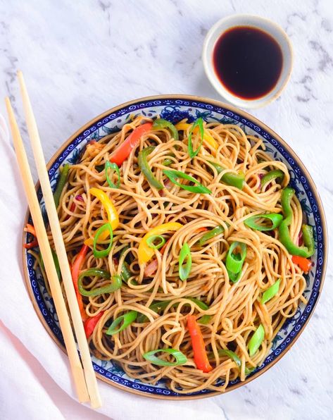 Hakka noodles,Indo-chinese,fusion food,chinese takeaway,veggie noodles,vegan noodle stir fry,kidfriendly,vegan,eggfree,eggless Chinese Food Noodles, Chilli Chicken Stir Fry, Noodles Photography, Chinese Veggies, Veg Hakka Noodles, Fried Rice Chinese, Hakka Noodles Recipe, Pork Chinese, Veg Noodles