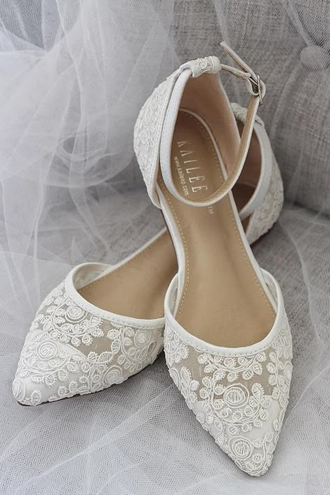 30 Wedding Flats For Comfortable Wedding Party ❤  wedding flats lace comfortable kailee #weddingforward #wedding #bride Kasut Kahwin, Comfortable Wedding Flats, Bride Flats, Wedge Wedding Shoes, Fun Wedding Shoes, Wedding Shoes Low Heel, Wedding Shoes Comfortable, Wedding Shoes Bride, White Wedding Shoes