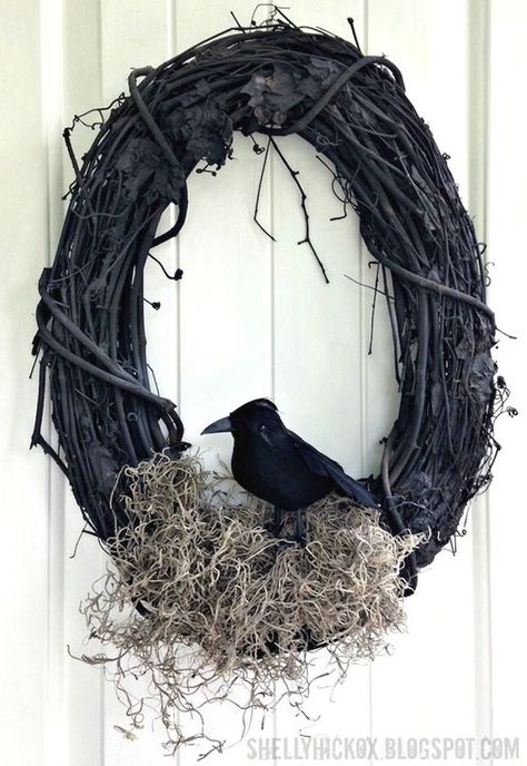 Strašidelný Halloween, Diy Halloween Dekoration, Fun Diy Halloween Decorations, Halloween Decorations Ideas, Cheap Halloween Costumes, Casa Halloween, Diy Halloween Wreath, Diy Halloween Decor, Adornos Halloween