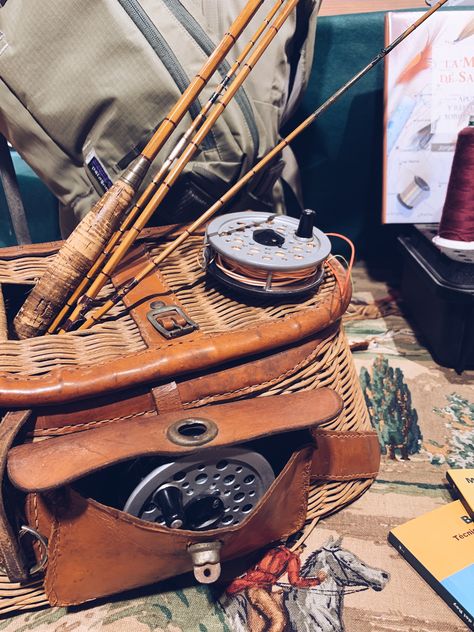 Fly Fishing Aesthetic, Fishing Background, Fishing Aesthetic, Vintage Fly Fishing, Winter Fishing, Bushcraft Gear, Fish Tales, Fly Fishing Gear, Fly Fisherman