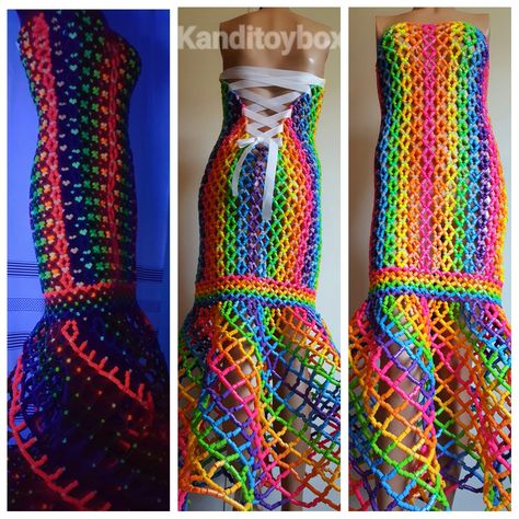 Kandi Tie Pattern, Kandi Skirt, Kandi Outfits, Kandi Clothes, Kandi Purse, Kandi Belt, Kandi Harness, Rave Kandi Ideas, Rainbow Kandi