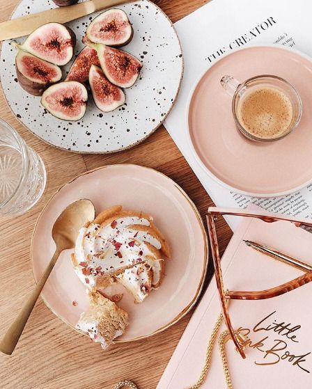 // c o f f e e b r e a k Photo Food, Blogger Tips, A Cup Of Coffee, Pretty Food, Cup Of Coffee, Plates And Bowls, Food Styling, Aesthetic Food, Food Photo