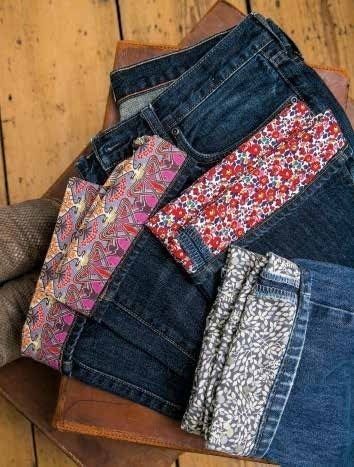 How To Make Jeans, Jeans Refashion, Denim Ideas, Homecoming Hair, Floral Jeans, Denim Crafts, Embellished Jeans, Jeans Diy, Hoco Hair