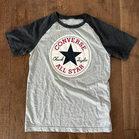 Vintage converse T-Shirt Converse Shirt Outfit, Converse Tshirt, Converse Vintage, Converse Shirt, Converse T Shirt, Converse Logo, Converse Tops, Grunge Clothes, Xmas Wishlist