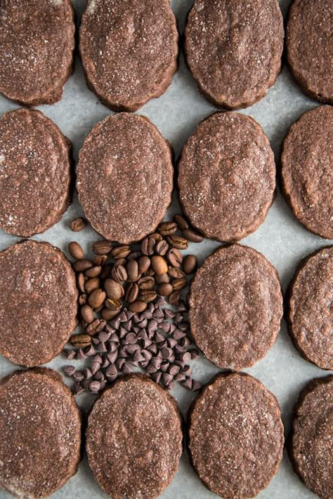 Espresso Shortbread Cookies, Cookies With Coffee, Espresso Shortbread, Buttery Shortbread Cookies, Buttery Shortbread, Chocolate Espresso, Think Food, Biscuit Cookies, Eclairs