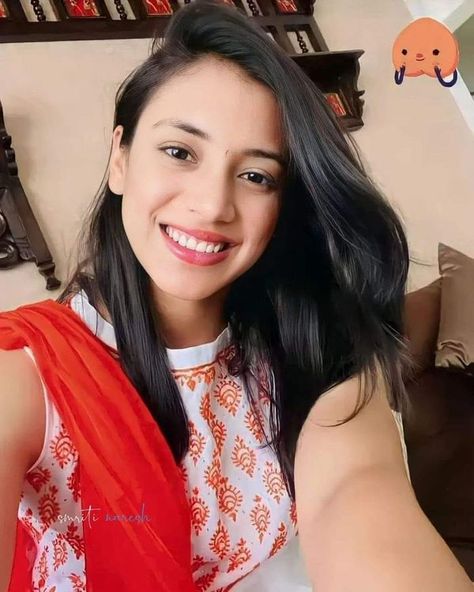 Smriti Mandhana Cute Wallpaper, Women Cricket, Smriti Mandhana, India Cricket Team, Cricket Wallpapers, India Cricket, Android Wallpaper Vintage, Cricket Team, Wallpaper Vintage