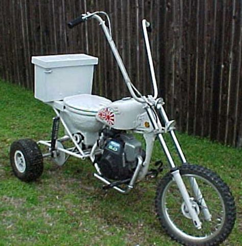 . Custom Trikes, Trike Motorcycle, Weird Cars, Cool Motorcycles, Mini Bike, Sidecar, Harley Davidson Motorcycles, Car Humor, Custom Motorcycles