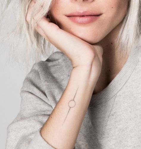 Line Tattoo Minimalist, Dr Woo Tattoo, Small Symbol Tattoos, Emily Weiss, Dragons Tattoo, Small Tattoo Placement, Dr Woo, Tattoo Zeichnungen, Meaningful Tattoos For Women