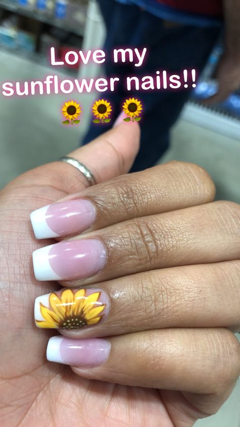 French Nails With Sunflower Design, French Tip With Sunflower Design, Sunflower French Nails, Sunflower Accent Nails, Sunflower Wedding Nails The Bride, Summer Ombre Nails Square, White Nails With Sunflower Design, Sunflower French Tip Nails, Sunflower Nail Art Designs