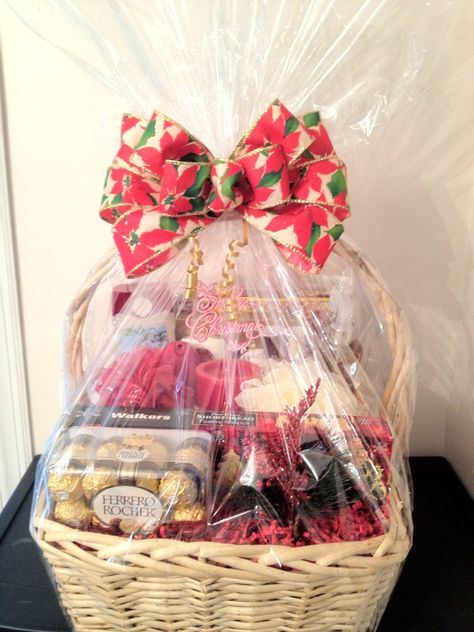 Chocolate Gift Basket Ideas, Birthday Gift Basket, Most Pinned, Chocolate Basket, Hamper Gift Basket, Gourmet Chocolates, Fruit Basket Gift, Best Gift Baskets, Corporate Gift Baskets