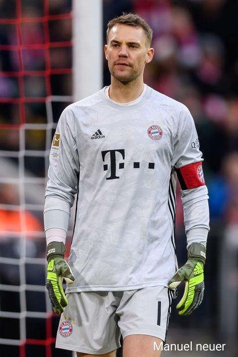 Manuel Neuer Manuel Never, Fc Bayern Munich, Celeb Crush, Bayern Munich, Sports Jersey, Soccer, Football, Adidas, Quick Saves