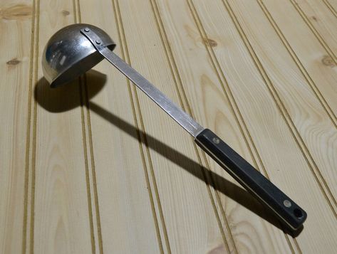 "- vintage metal ladle black handle stainless steel USA kitchen utensil gadget cooking serving tool collectible - great used vintage condition - normal wear for age - minor scratches - see photos for details and condition - marked Stainless Steel U.S.A. - measures approx. 11-1/2\"L WE DO NOT SHIP OUTSIDE THE UNITED STATES. IT YOU LIVE IN THE US BUT NOT IN THE CONTINENTAL U.S. (LOWER 48 STATES) PLEASE CONTACT US FIRST BEFORE PURCHASING FOR THE CORRECT SHIPPING COST OTHERWISE ORDER WILL BE CANCELL Antique Utensils, Antique Kitchen Gadgets, Antique Knowledge, Vintage Pyrex Patterns, Vintage Kitchen Gadgets, Antique Appraisal, Vintage Glassware Antiques, Vintage Dishware, Vintage Kitchen Utensils