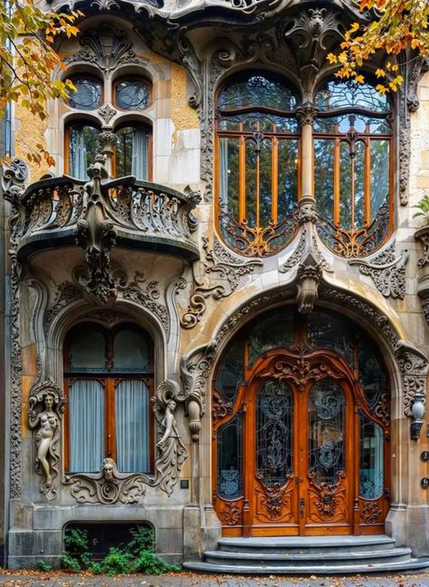 Art Nouveau House Architecture, Cyberpunk Architecture Buildings, Art Nouveau House Exterior, Art Nouveau Building, Modernism Aesthetic, European Architecture Aesthetic, Architecture Types, Art Nouveau Arquitectura, Art Nouveau House