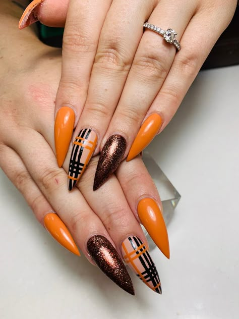 September Nails Stiletto, September Stilleto Nails, Thanksgiving Stilleto Nails, Short Stiletto Nails Fall, October Stilleto Nails, Fall Stellio Nails, November Nails Stilleto, Fall Stilleto Nails Short, Long Almond Nails Designs Fall