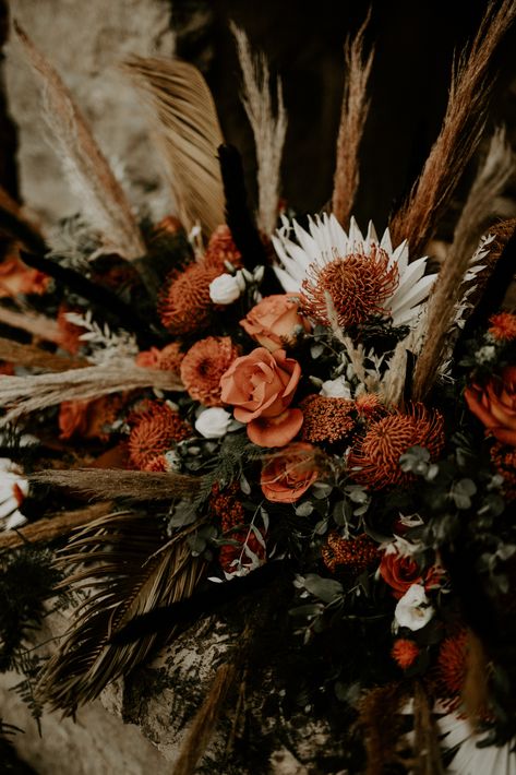 WESTERN BOHO STYLED WEDDING SHOOT WITH MODERN TOUCHES | MADISON, WISCONSIN WEDDING INSPIRATION | Madison Wedding Inspiration | Gallery | Item 29 Black Gold Rust Wedding, Black October Wedding, Western Halloween Wedding, Dark Western Wedding Aesthetic, Black And Champagne Boho Wedding, Western Goth Wedding, Black Boho Wedding Decor, Western Black Wedding, Western Black Tie Wedding