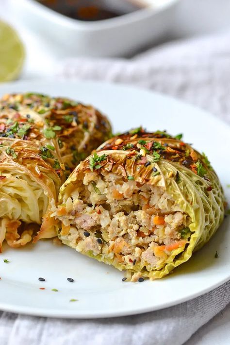 Cabbage Rolls Asian Style, Asian Cabbage Rolls, Pink Recipes, Asian Cabbage, Meat And Veggies, Cabbage Wraps, Chinese Kool, Scd Diet, Cabbage Roll