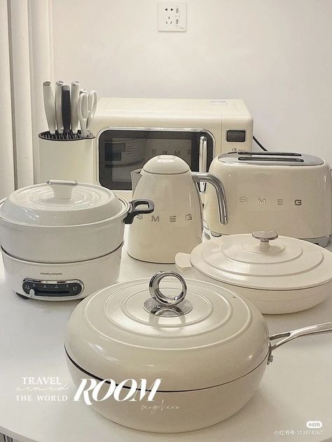 Smeg Kitchen, Best Dishwasher, Desain Pantry, House Organisation, House Essentials, Aesthetic Kitchen, Future Apartment Decor, Apartment Decor Inspiration, Dream Apartment