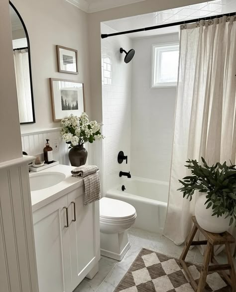 All White Restroom, Transitional Bedroom Decor Ideas, Guest Bathroom Ideas Black Cabinets, Gray Bathroom Aesthetic, Bathroom Guest Decor, Earthy Guest Bathroom, Small Hall Bathroom Remodel, Townhome Decorating Townhouse Ideas, Apartment Ideas Bathroom