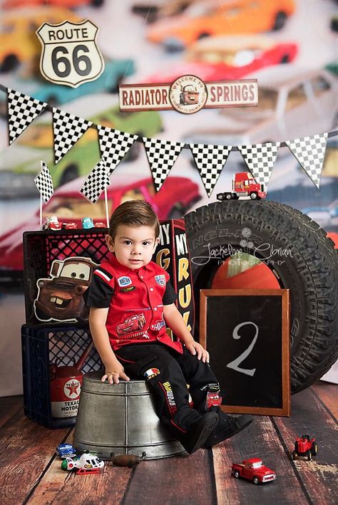 Cars Birthday Party Outfit, 2 Fast 2 Furious Photoshoot, Cars Photoshoot Kids, Disney Cars Photoshoot, Cars Birthday Photoshoot, Lightning Mcqueen Photoshoot, Macqueen Theme Party, Disney Cars Birthday Decorations, Cars Birthday Theme