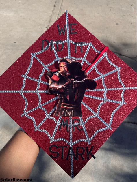 Grad Cap Designs Marvel, Graduation Cap Ideas Middle School, Decorated Grad Caps High Schools, Spider Man Grad Cap, Graduation Cap Marvel, Grad Cap Ideas Marvel, Decorating Grad Caps, Men Graduation Cap Ideas, Cap Decoration Graduation Spiderman